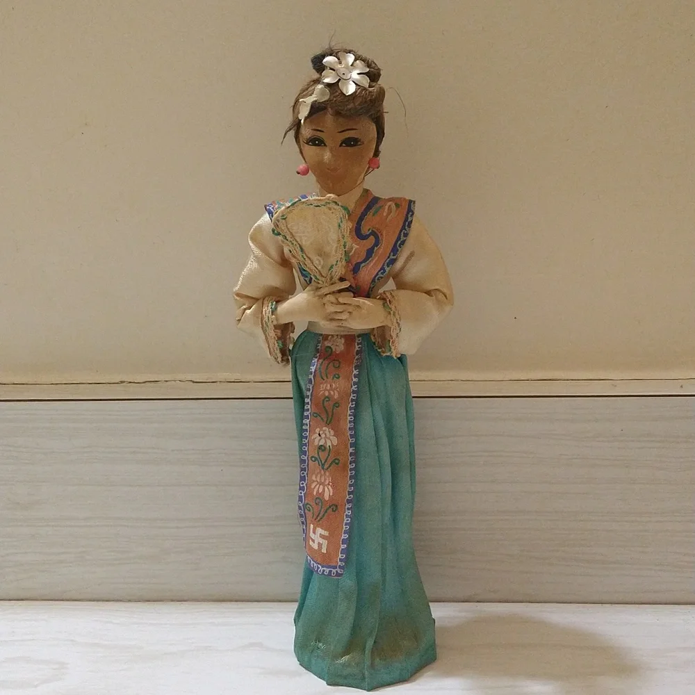Vintage Japanese Geisha Oriental Doll Wooden Base